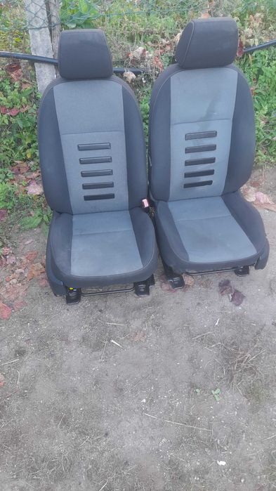 Conjunto de bancos  frod focus modelo 5 portas