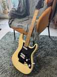 Squier Stratocaster Contemporary