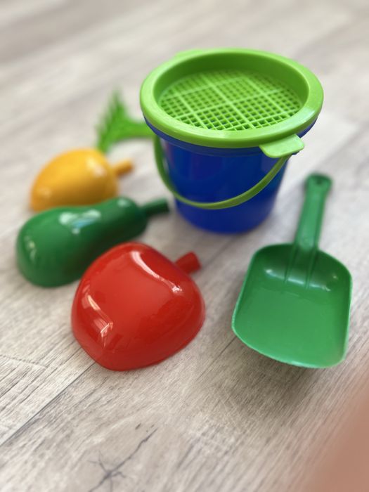 Набір в пісочницю