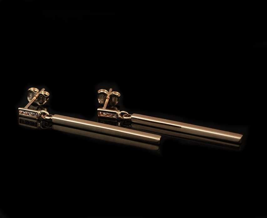 Złoto 585 - złote kolczyki wiszące słupki z cyrkoniami