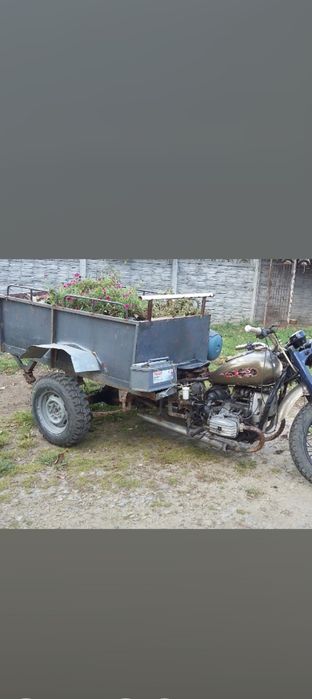 Продам мотоцикл на ходу або обмін на легковий прицеп.