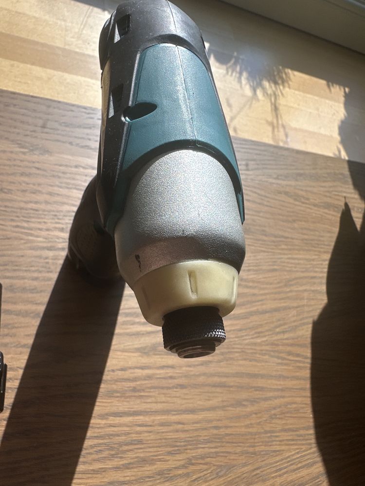 Makita zestaw TD090d 10.8v