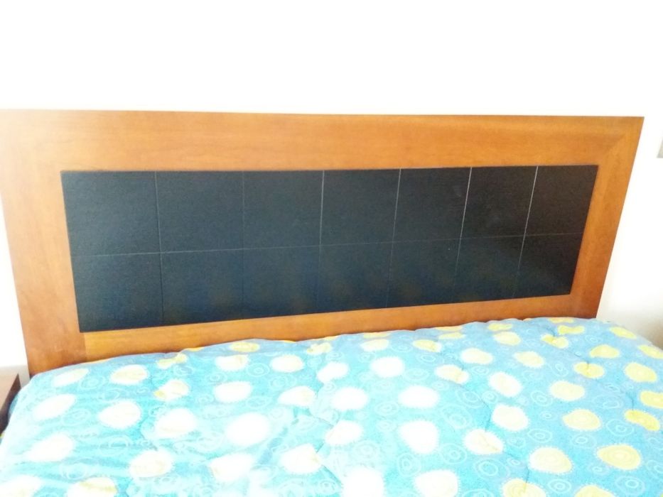 Mobilia de quarto, mesa cabeceira cama camiseiro, Paços de Ferreira