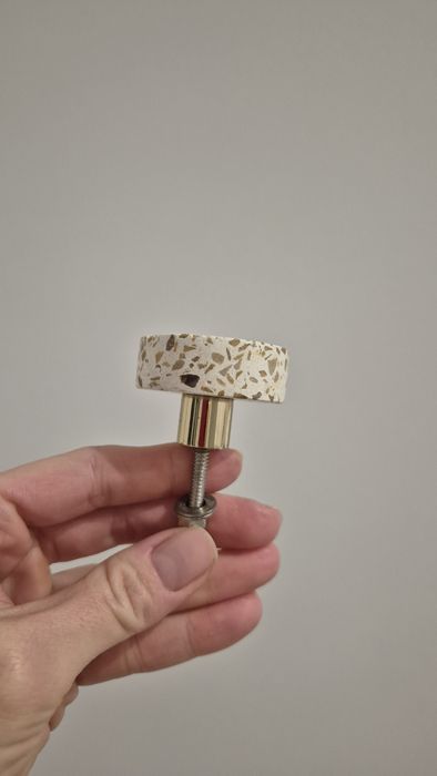 Gałki marmurowe H&M