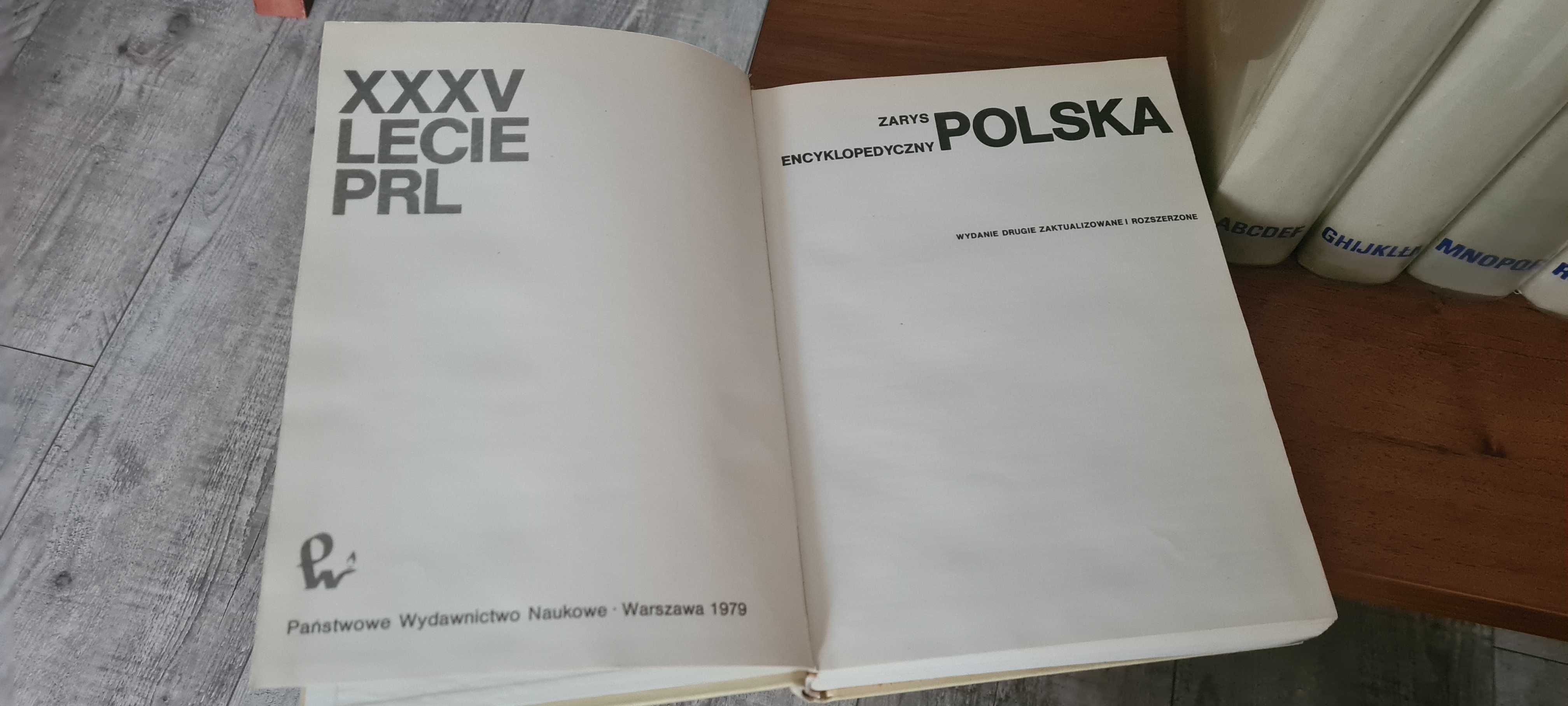 Encyklopedia powszechna PWN 5 tomów + gratis