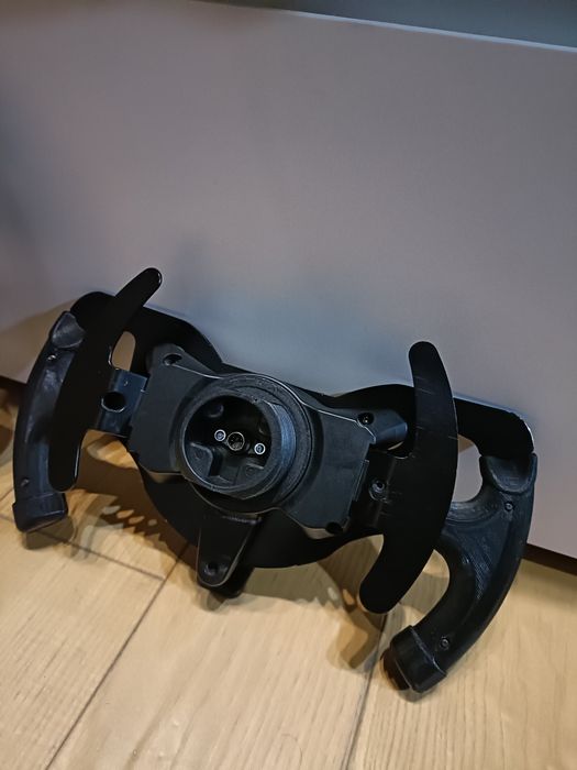 Kierownica obręcz thrustmaster f1 ferrari t300 tx ts-pc ts-xw GT3