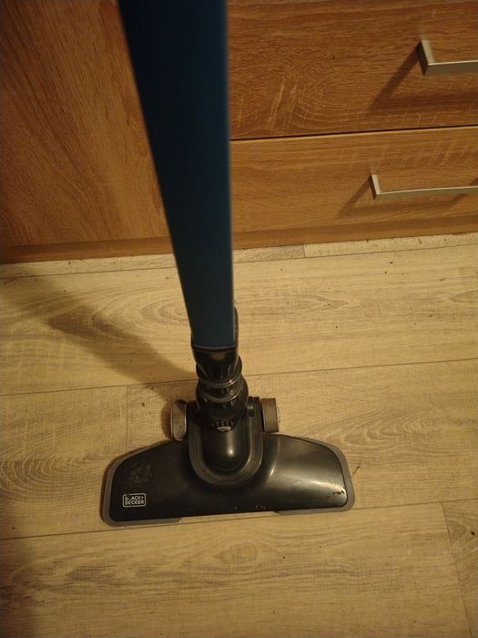 Odkurzacz pionowy przewodowy