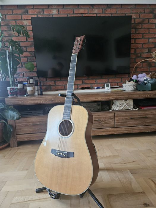 Gitara akustyczna morrison
