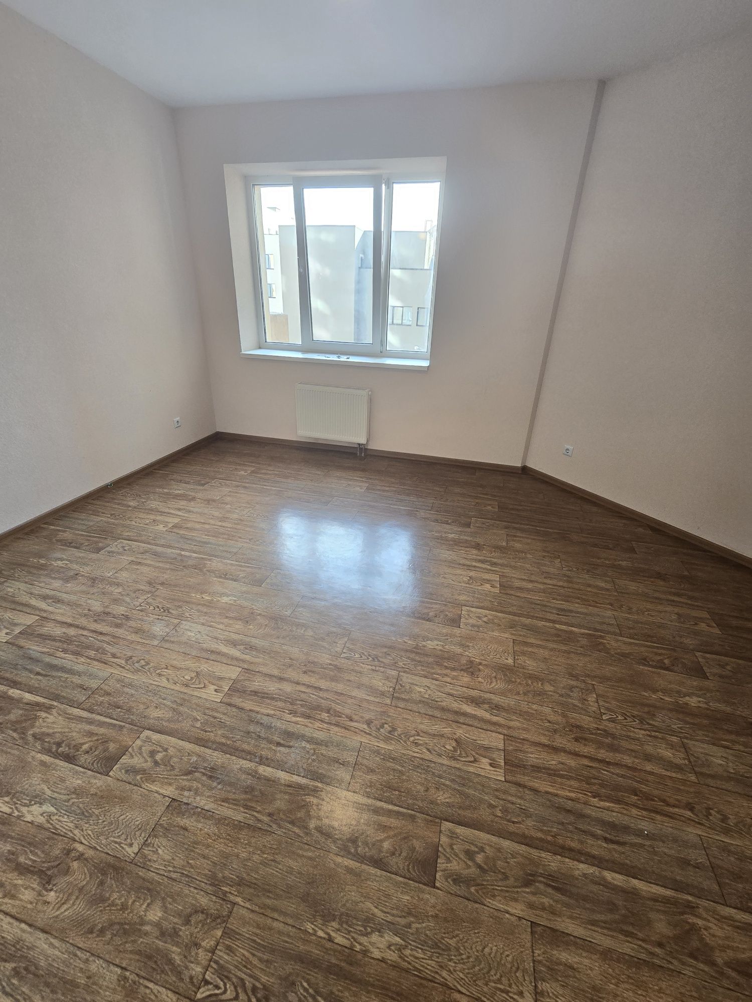 Продажа 2 кімната квартира центр!