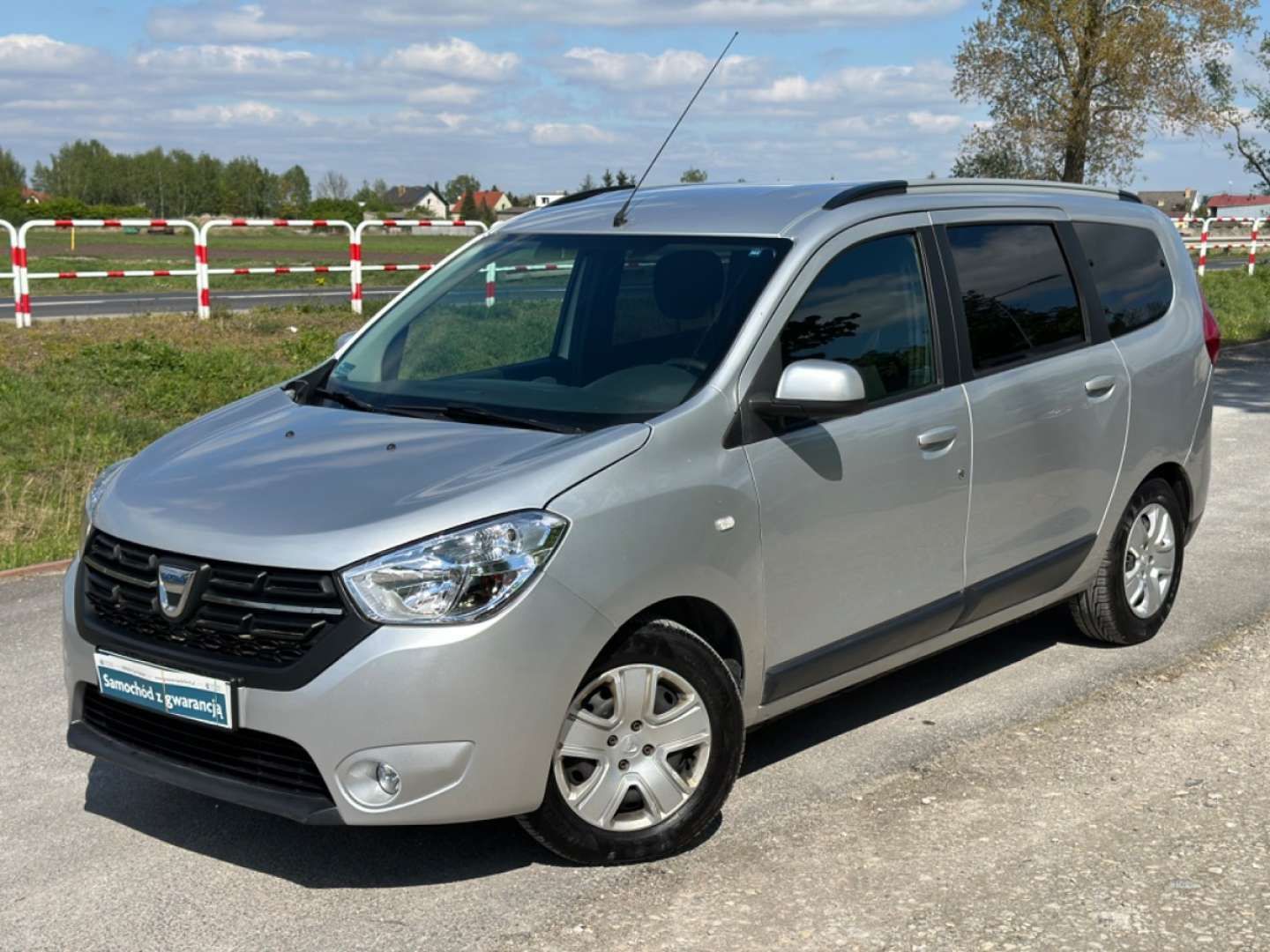 Dacia Lodgy Raty Salon Polska 1.6 BENZ + Lpg Klimatyzacja 7 osobowy Gwarancja