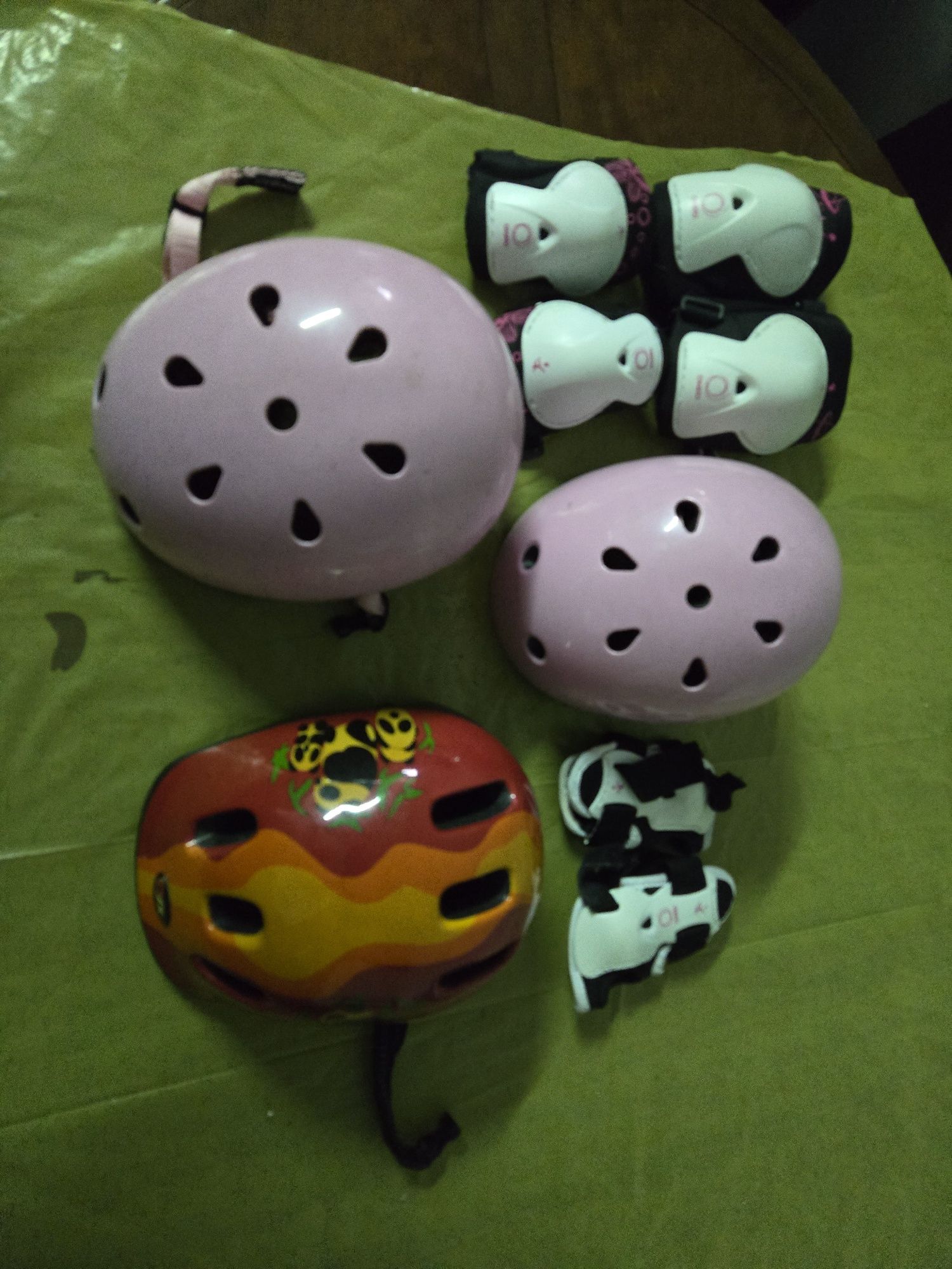 Capacetes e protecções