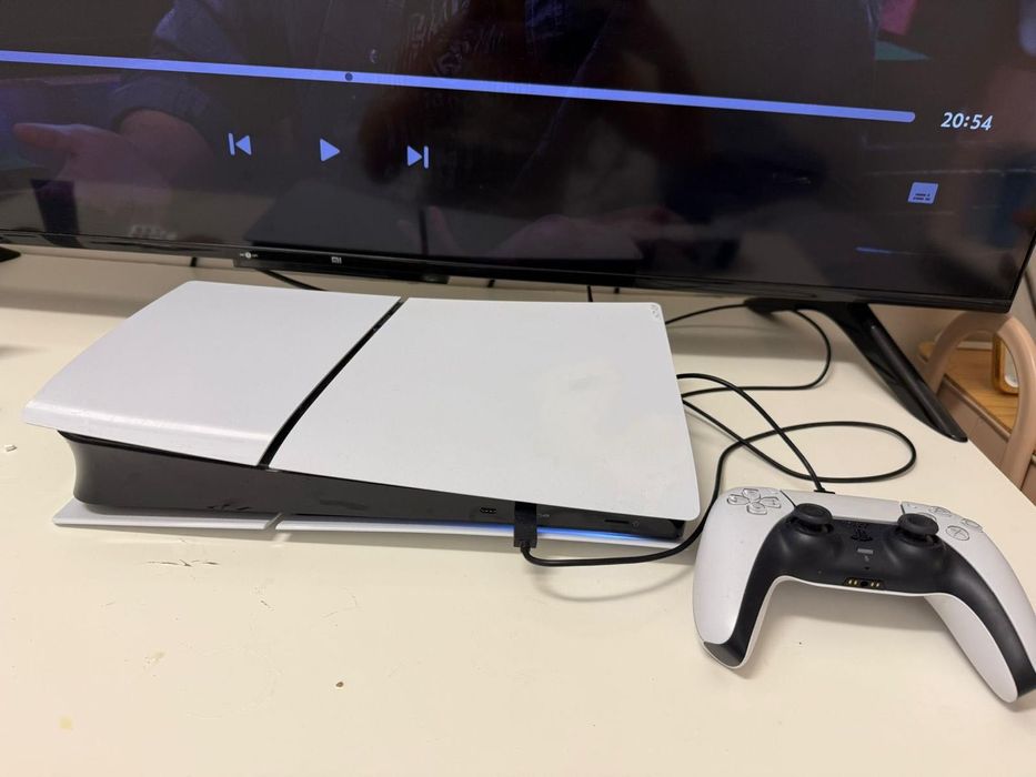 Ps5 digital 1 Tera e com fifa 25