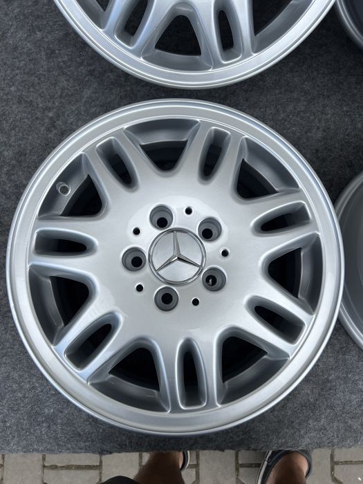 Диски vito 639 viano mercedes r16 ромашка