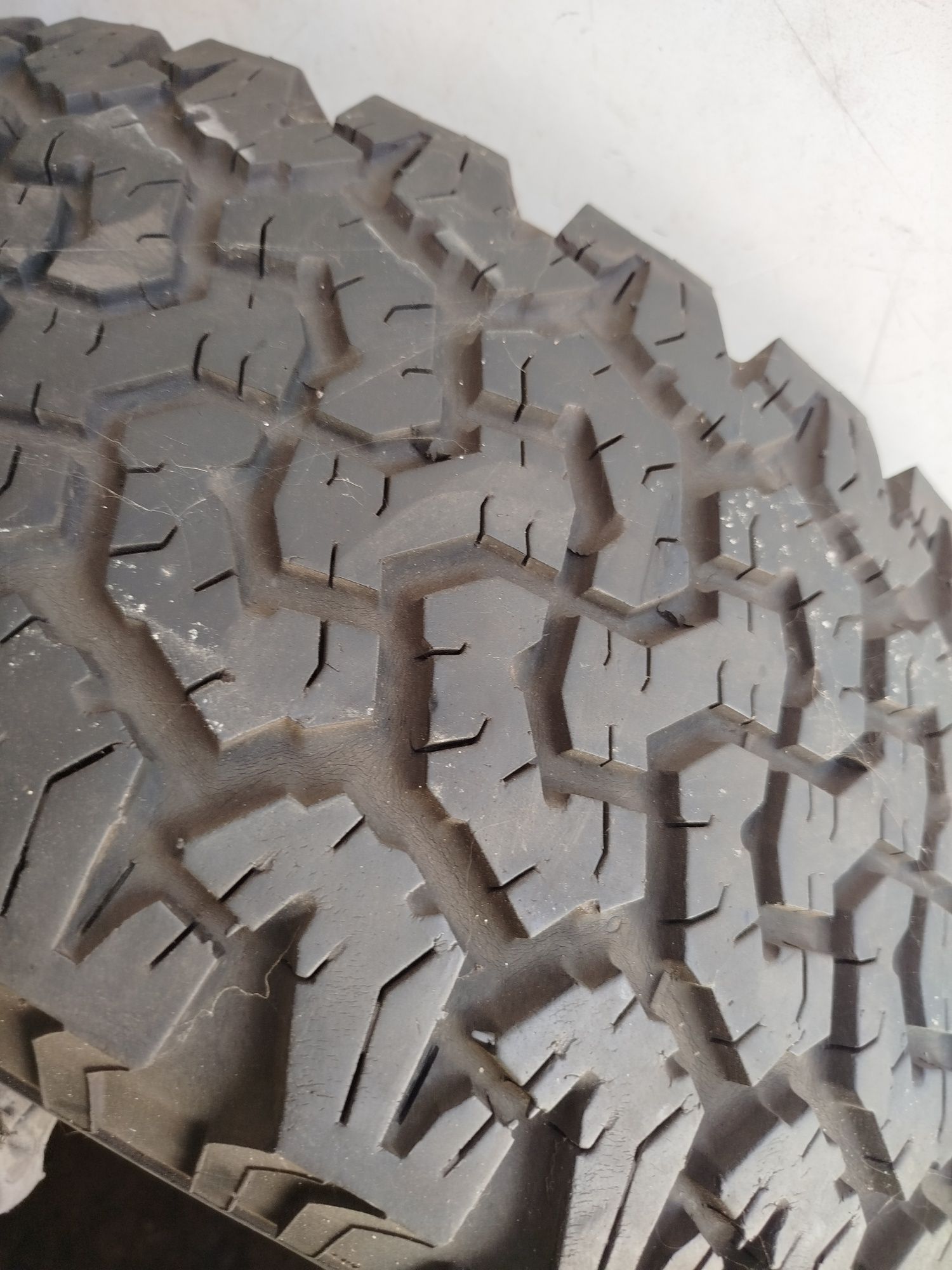 BF Goodrich 265 70 r17