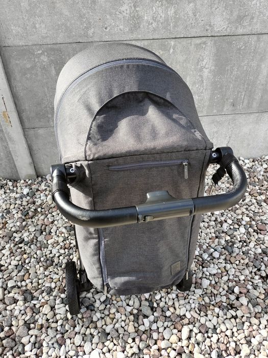 Wózek spacerowy Carrello Bravo