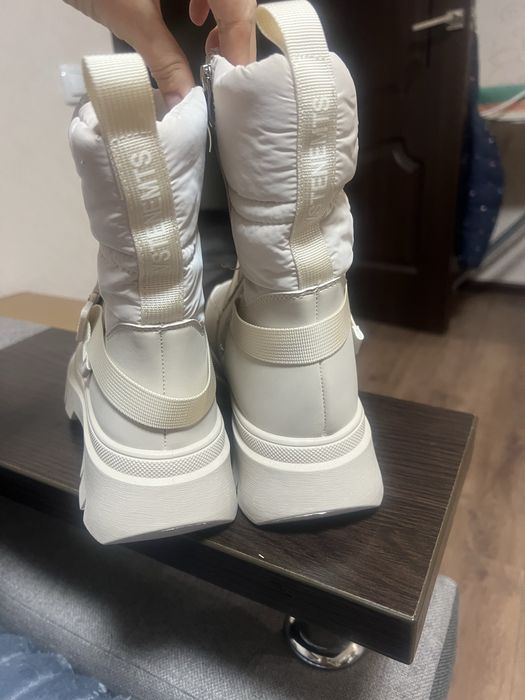 Дутіки зимові 38-39 р.