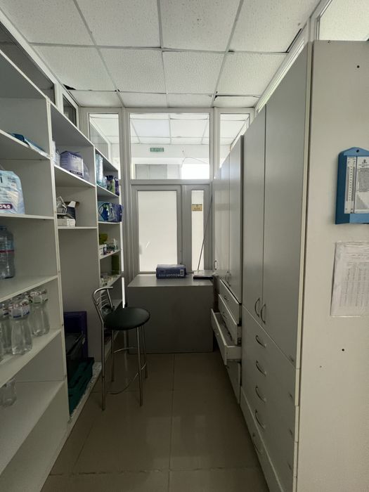 Оренда комерційного приміщення 56 кв.м на Корбутівці