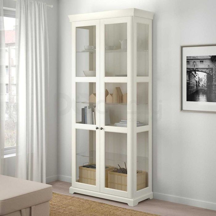 Шафа-вітрина IKEA
