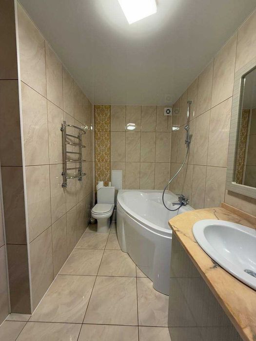 Продаж 3 к квартири Виставка хороший стан 78 м2 мін переоф