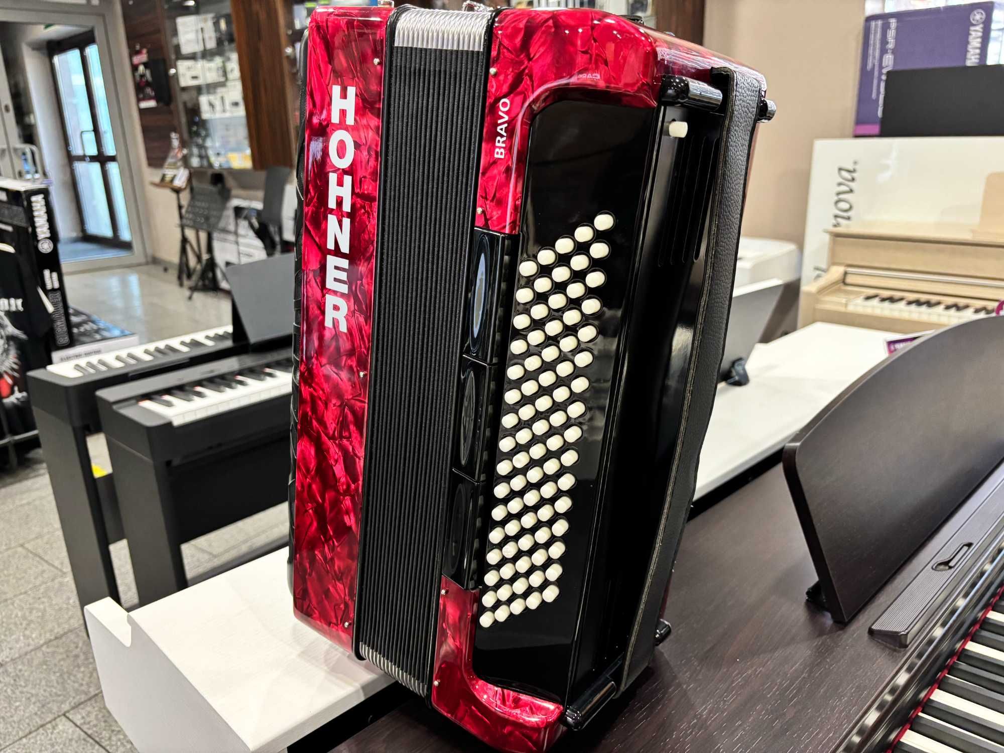 Akordeon HOHNER Bravo III 80 RD stan PERFEKCYJNY Sklep Krys...