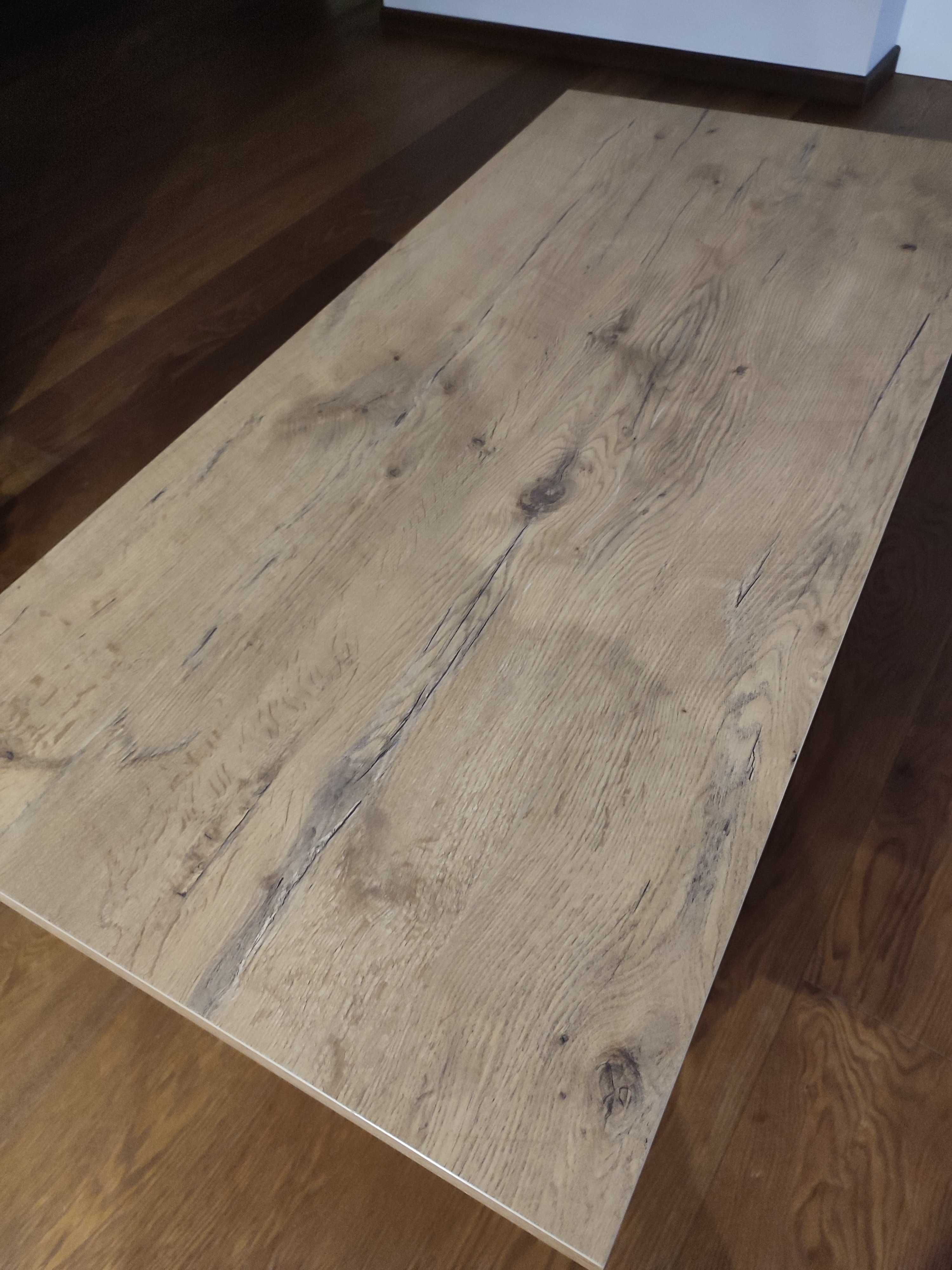 Stół drewniany z szufladą