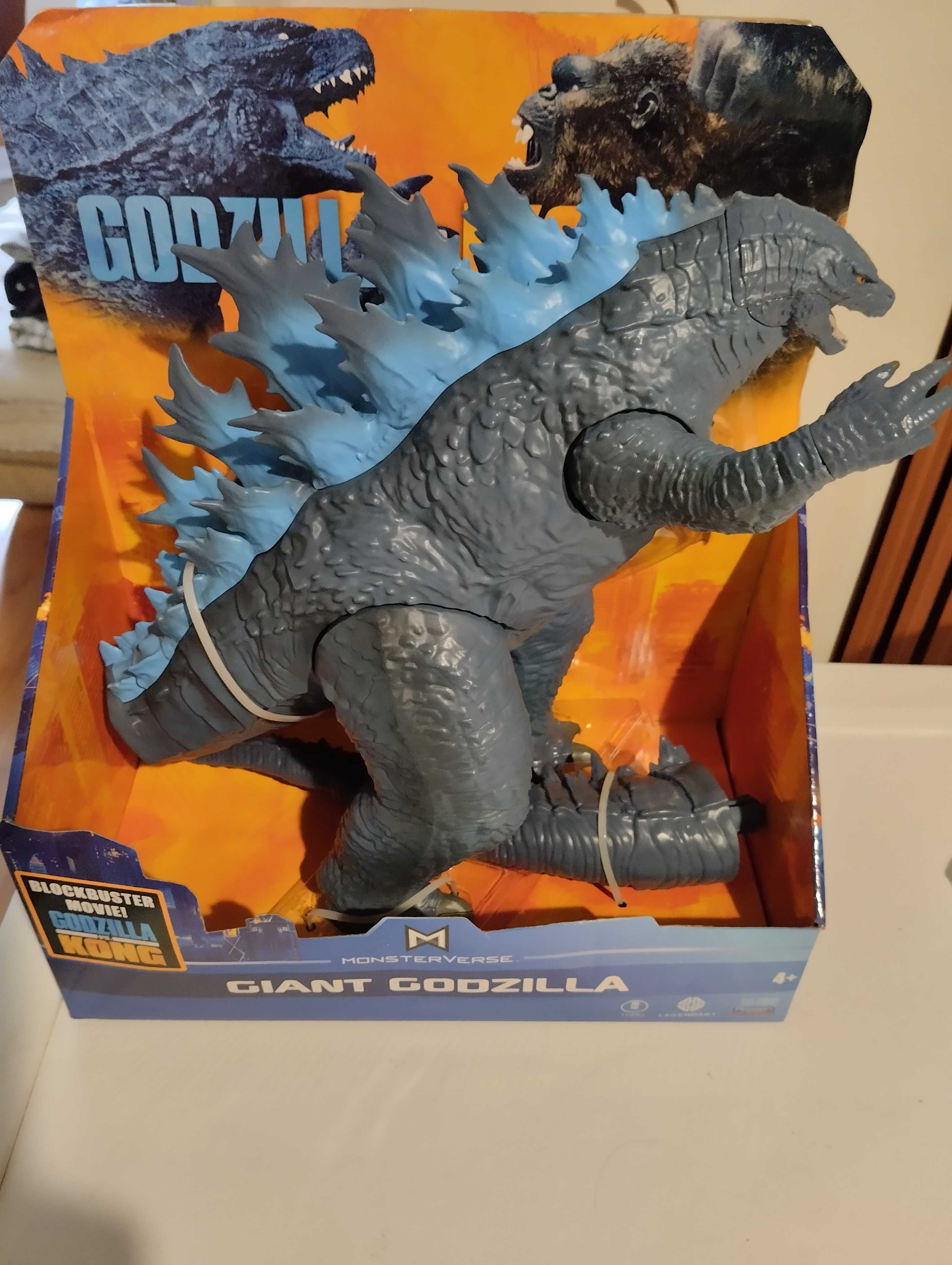 Figurka akcji Playmates Toys MNG07210 Giant Godzilla 28 cm