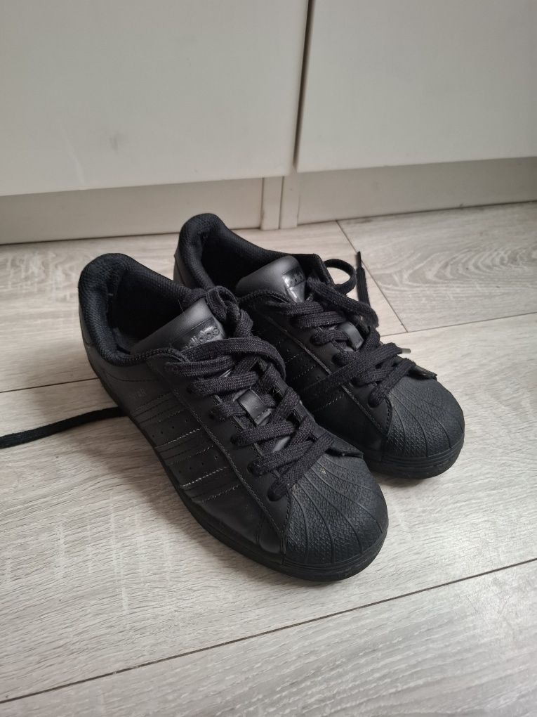 Adidas superstar 35 1/2