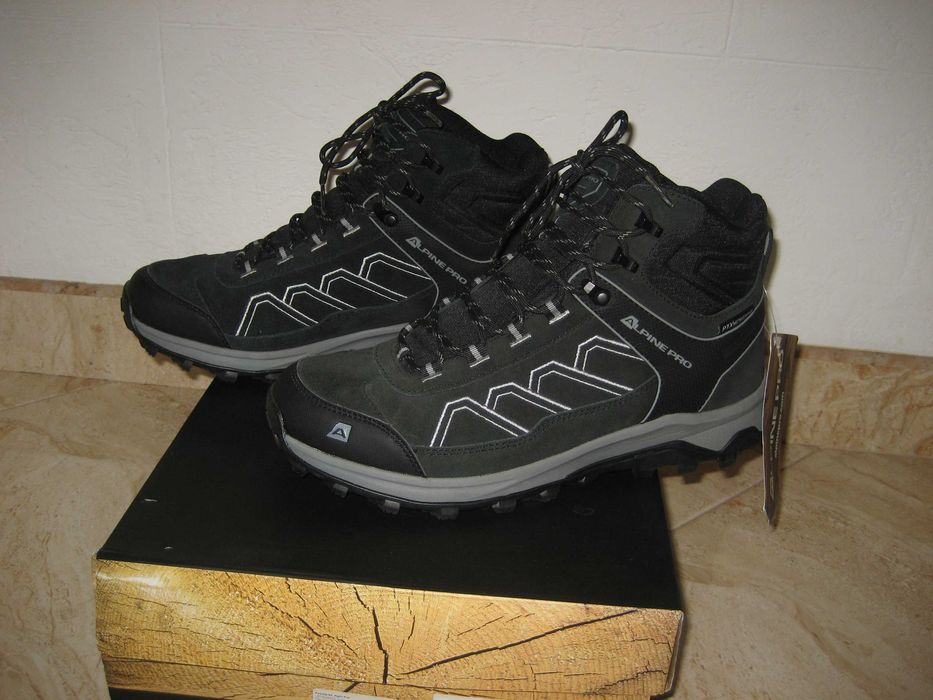 Нові  брендові Чоловічі зимові  черевики Alpine Pro