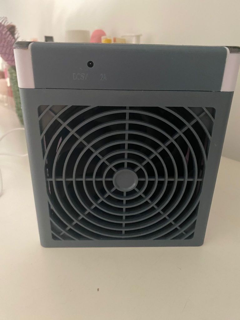 Aparelho de ar condicionado portátil individual