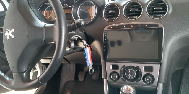 Автомагнитола Peugeot 308,408 Android, под камеру заднего вида