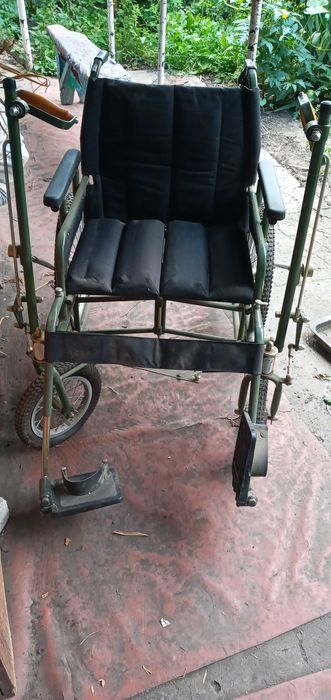 Інвалідна   коляска