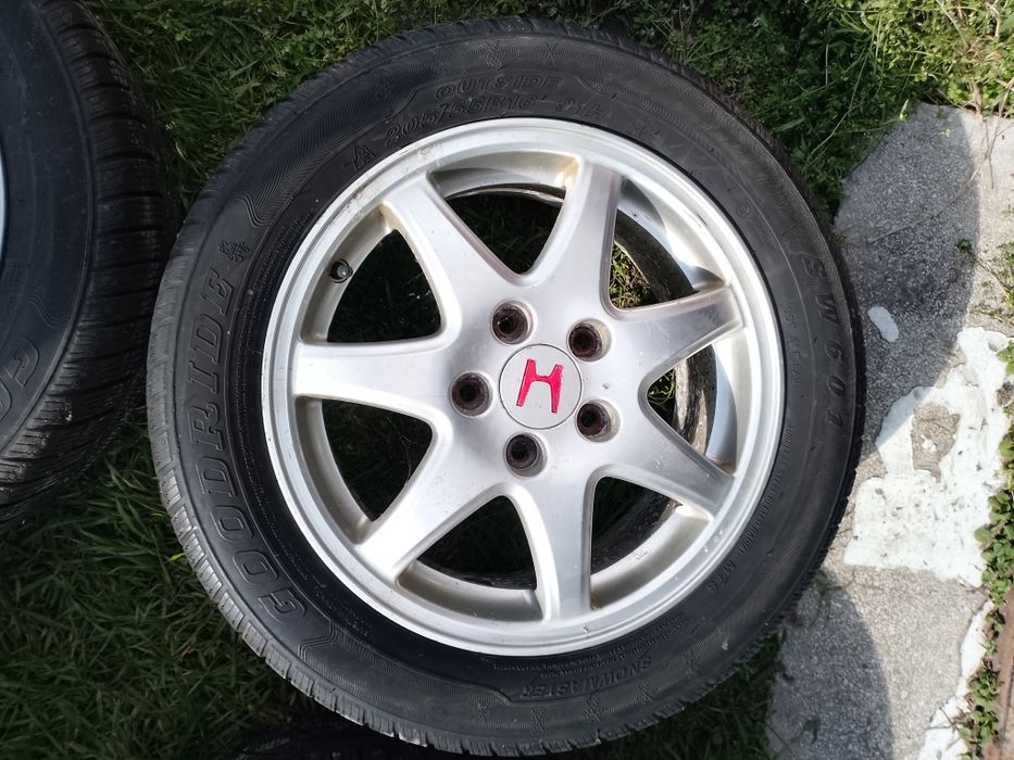 Felgi aluminiowe Honda 16" 5x14.3 + opony zimowe