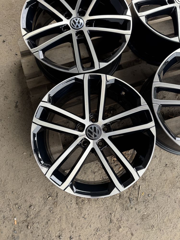Volkswagen R18 диски оригінал