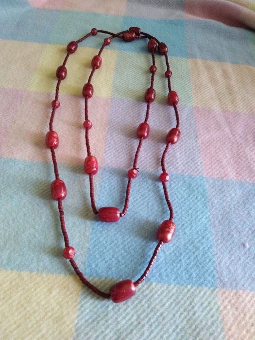 Colares bonitos e baratos e uma pulseira