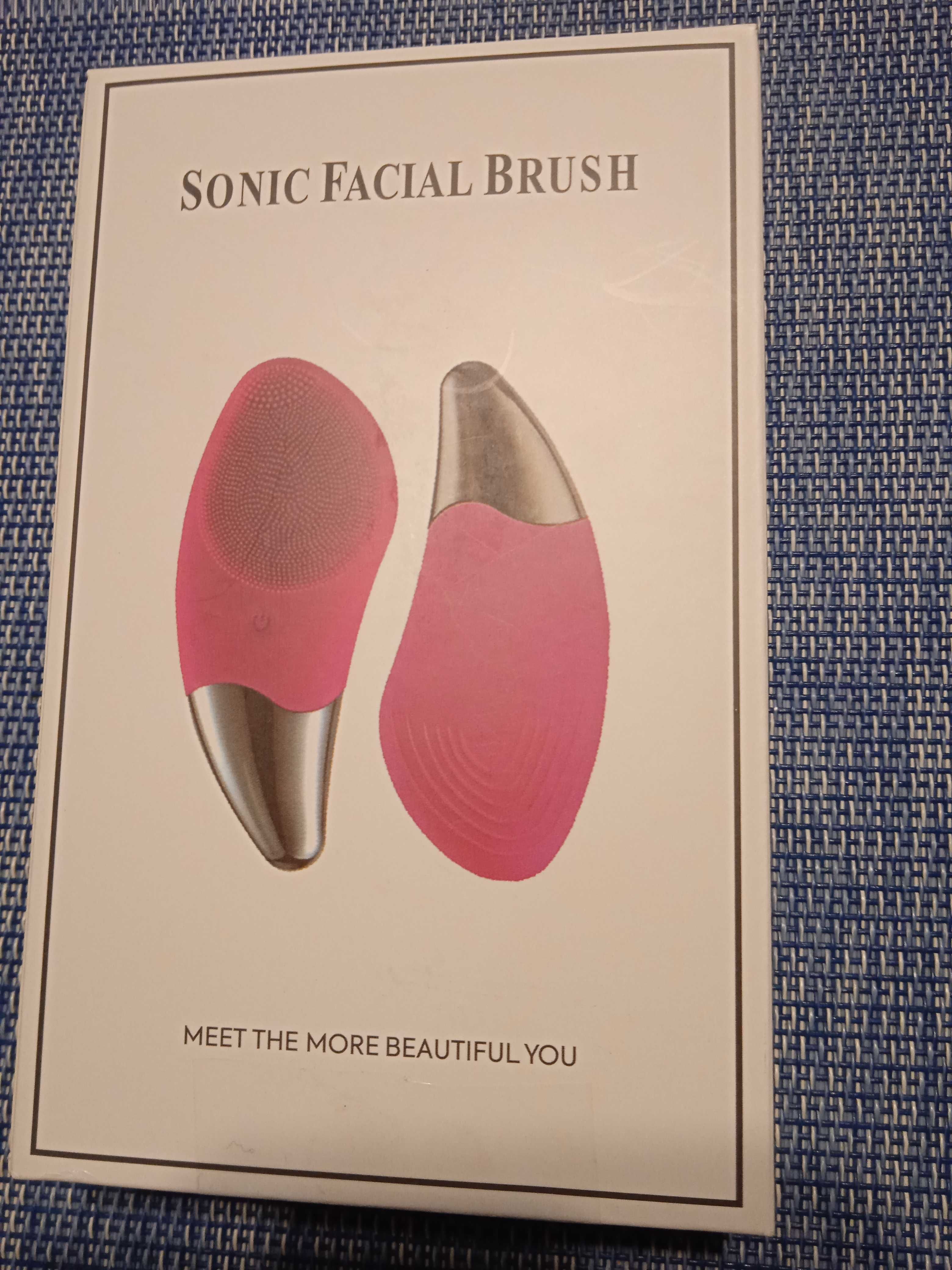 Щëтка косметическая Sonic Facial Brush электрическая.