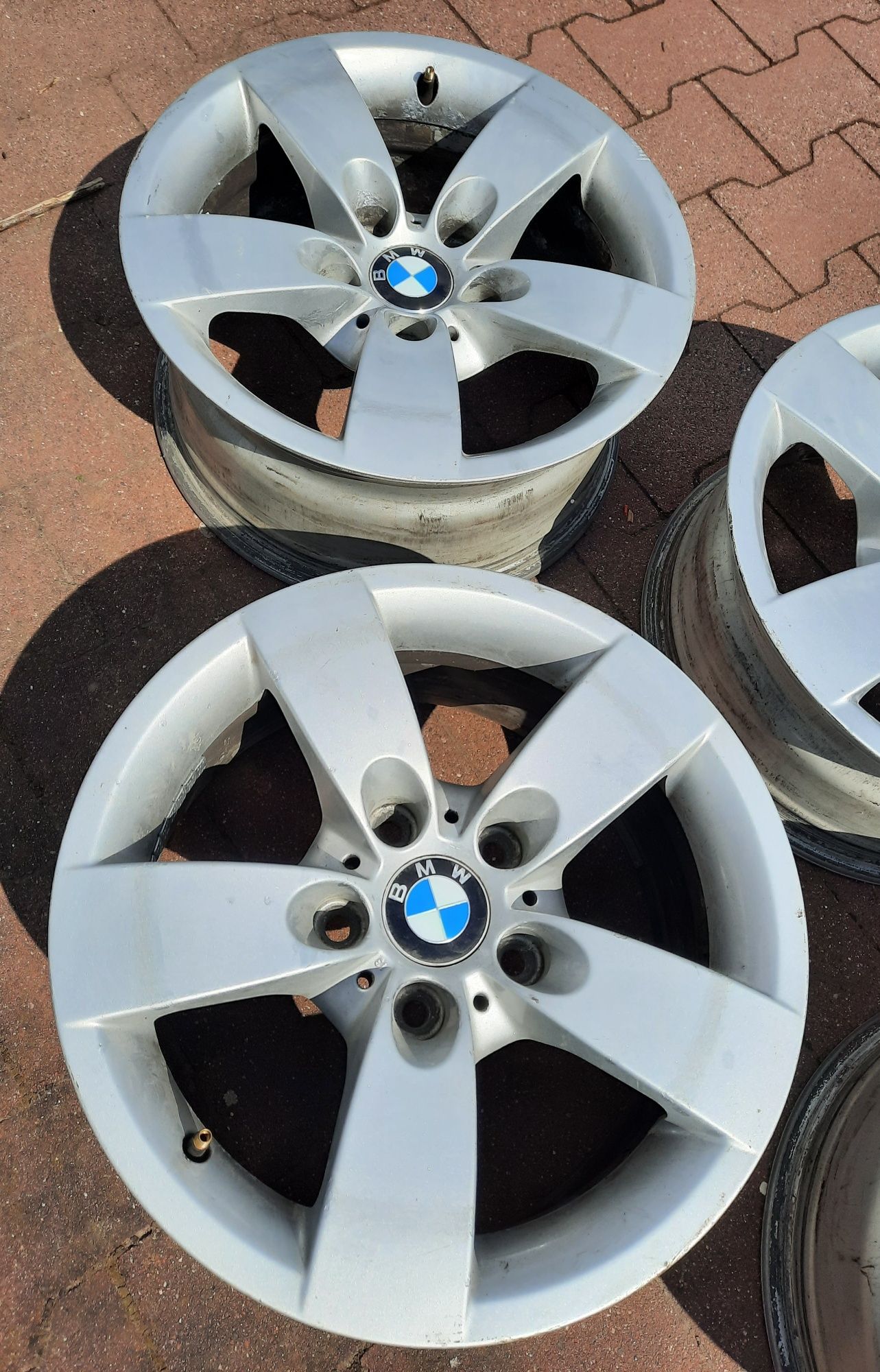 Felgi Alu 16" BMW 5 E60 i E61 4 sztuki