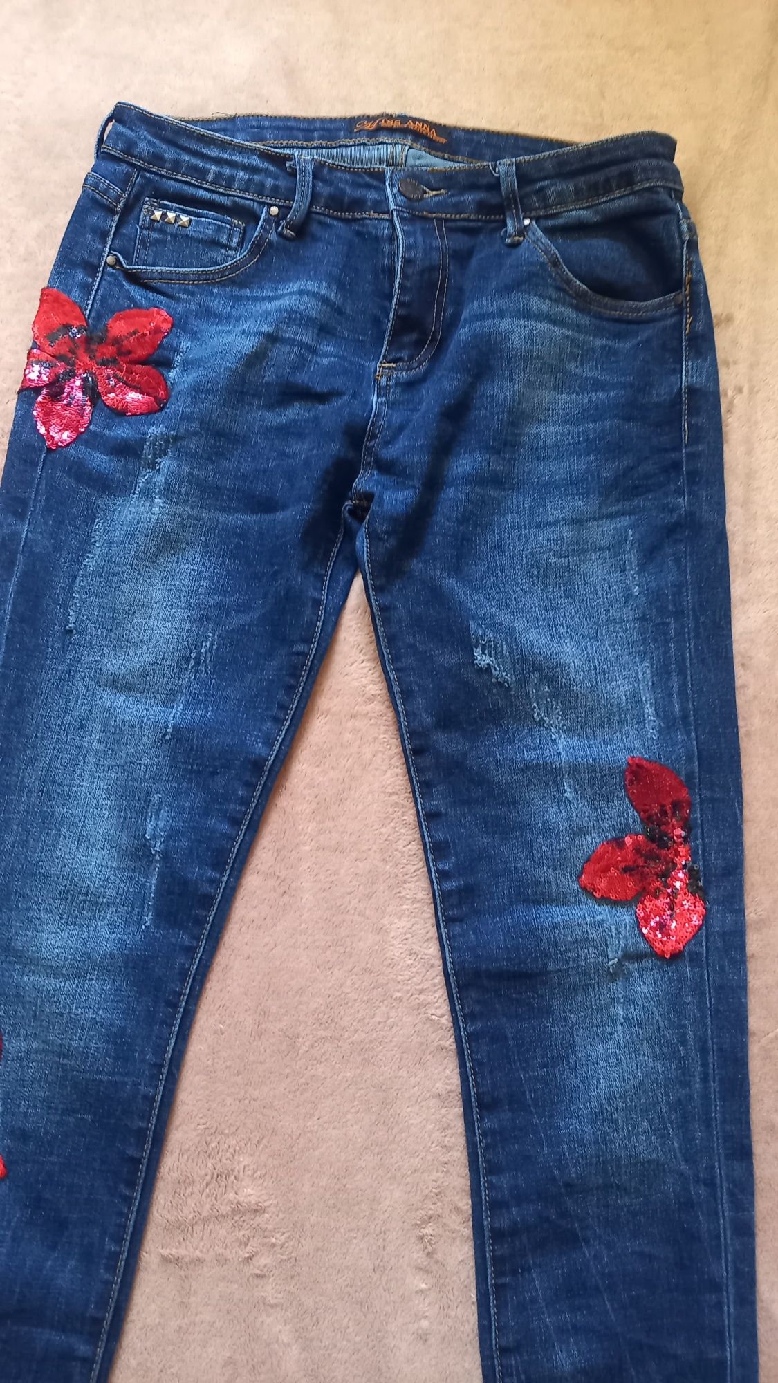Spodnie jeans r.38/40 zdobione kwiaty