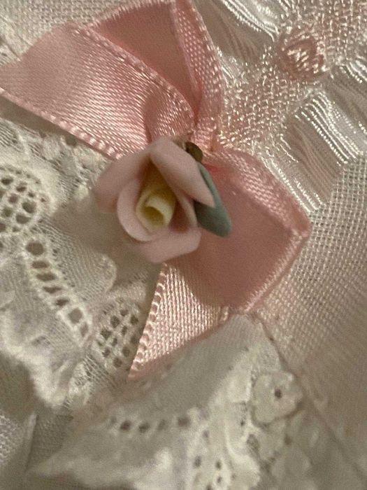 Vestido de menina branco com rosas