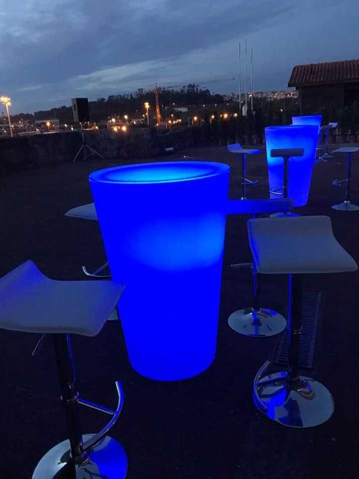 Mobiliario led bares e mesas com luz