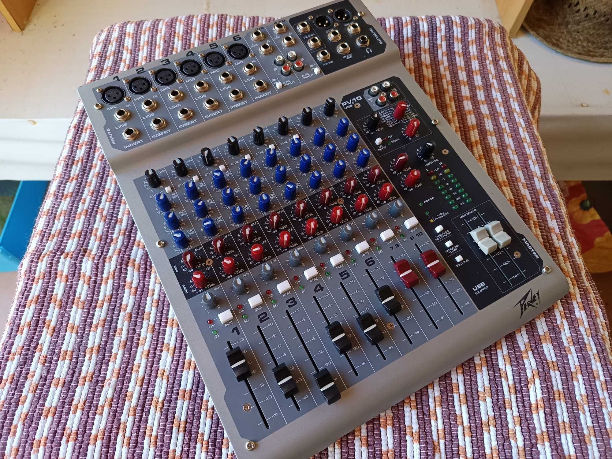 Mesa de mistura Peavey PV10 com entrada/saida USB