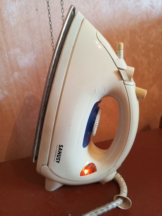 Праска. Sanusy..