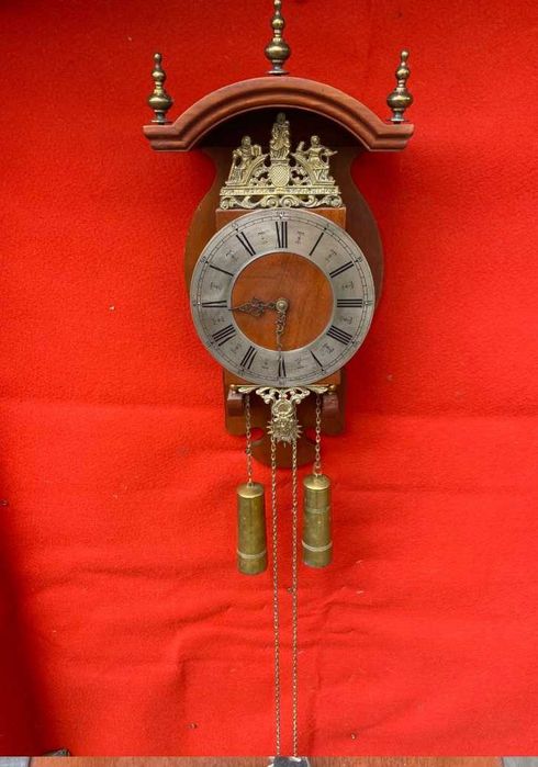 Relógio de pêndulo de madeira de parede F.H.S. 1970a1980 Hermle