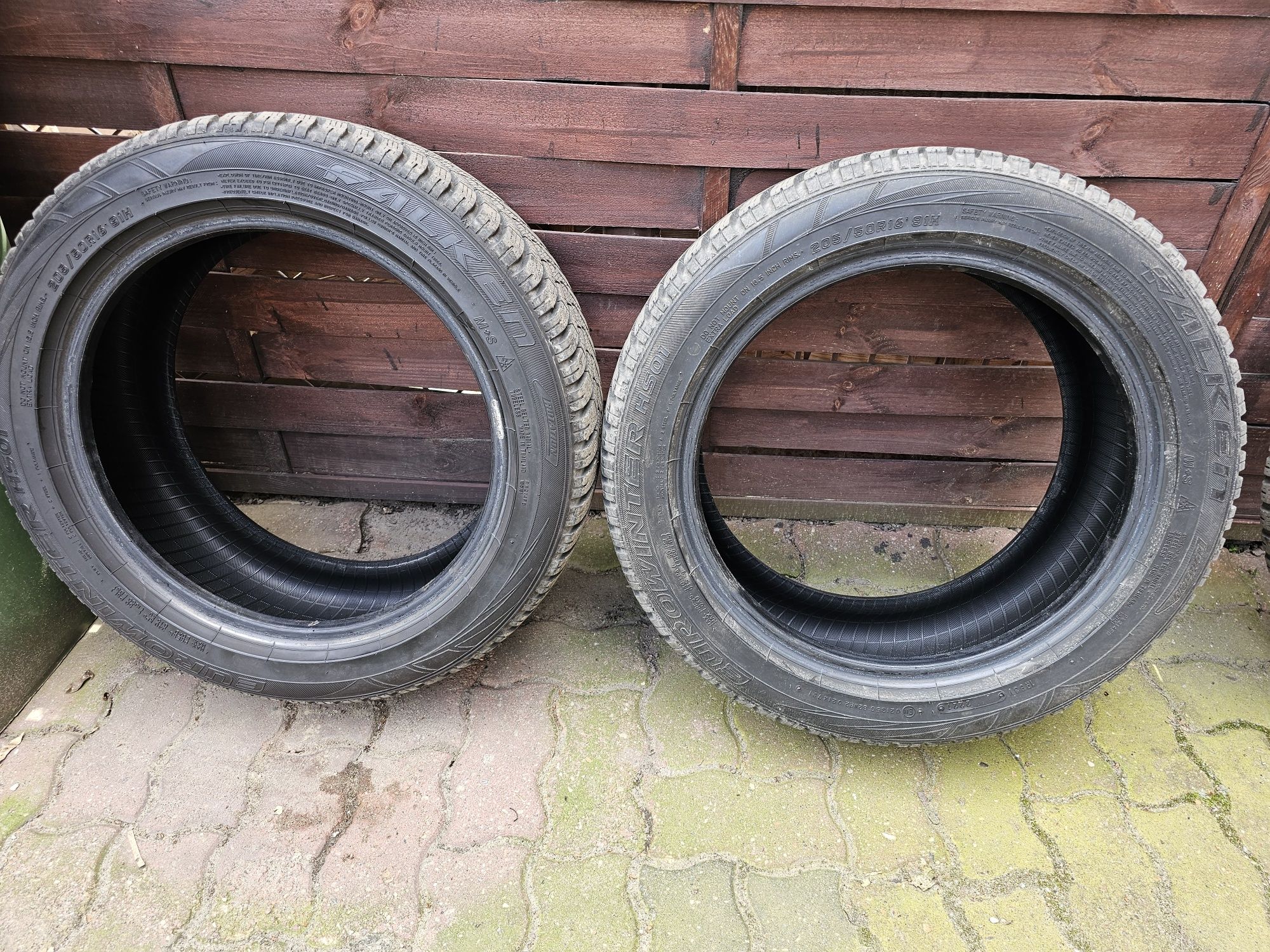 Opony Falken 205/50 R16