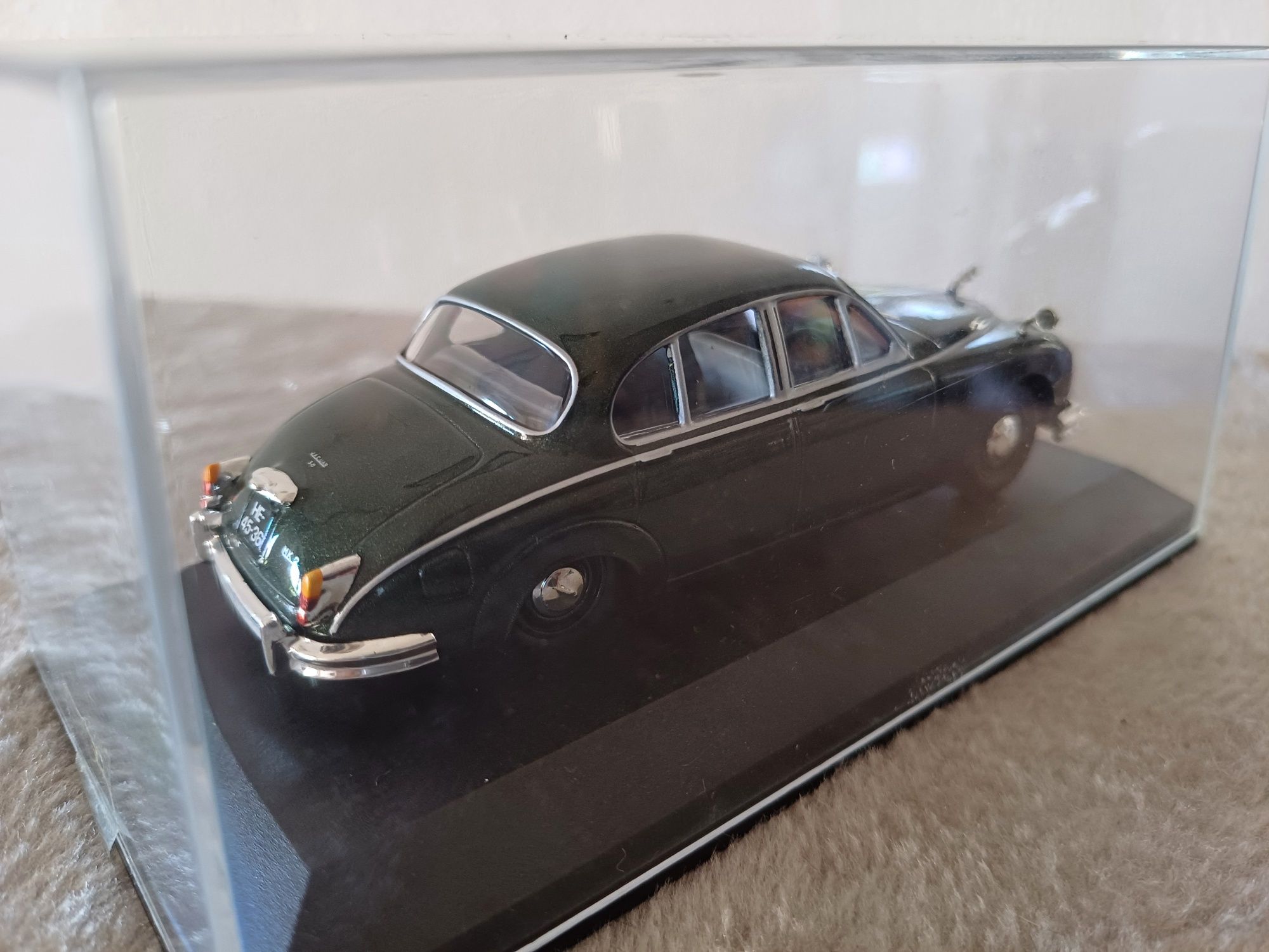 Jaguar Mk II - 1/43 ixo/altaya