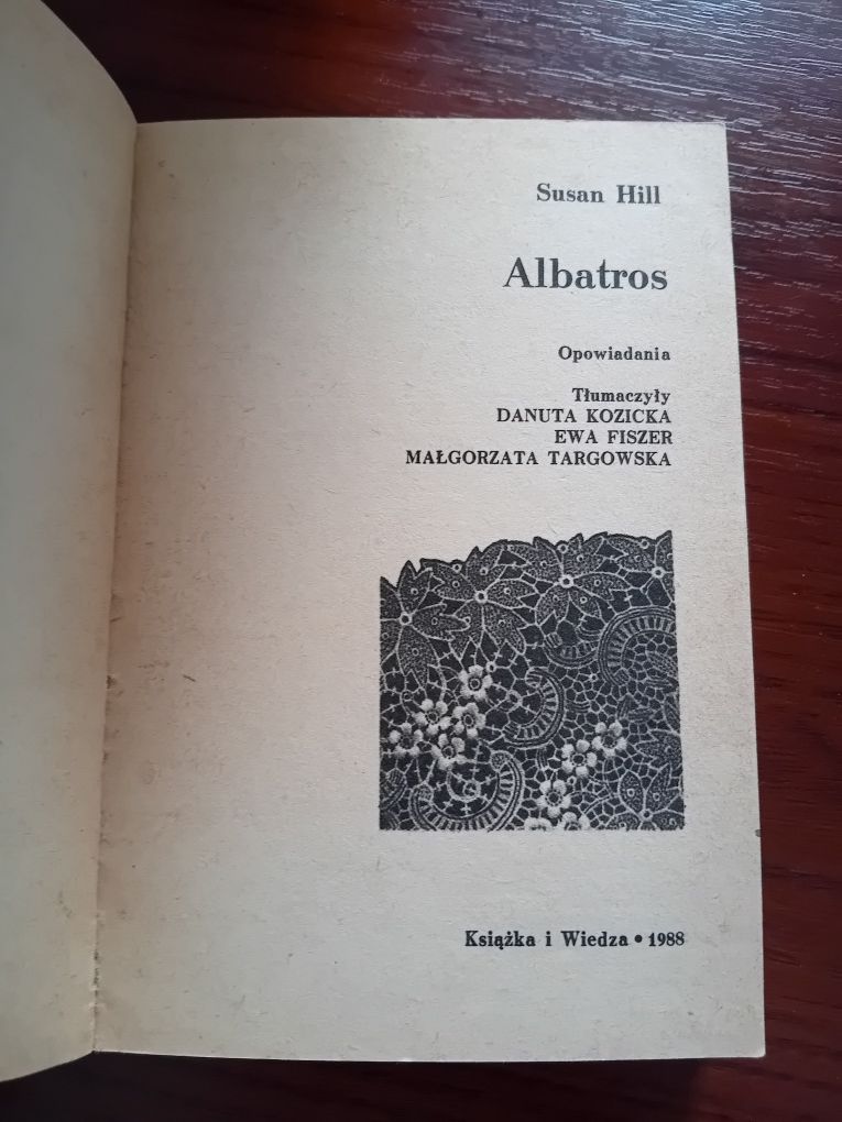 Susan Hill Albatros seria koliber