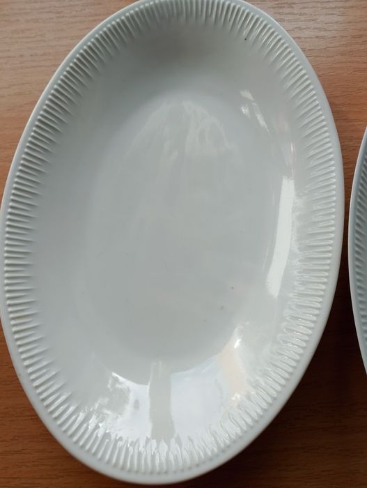 Dwa owalne półmiski wloclawek