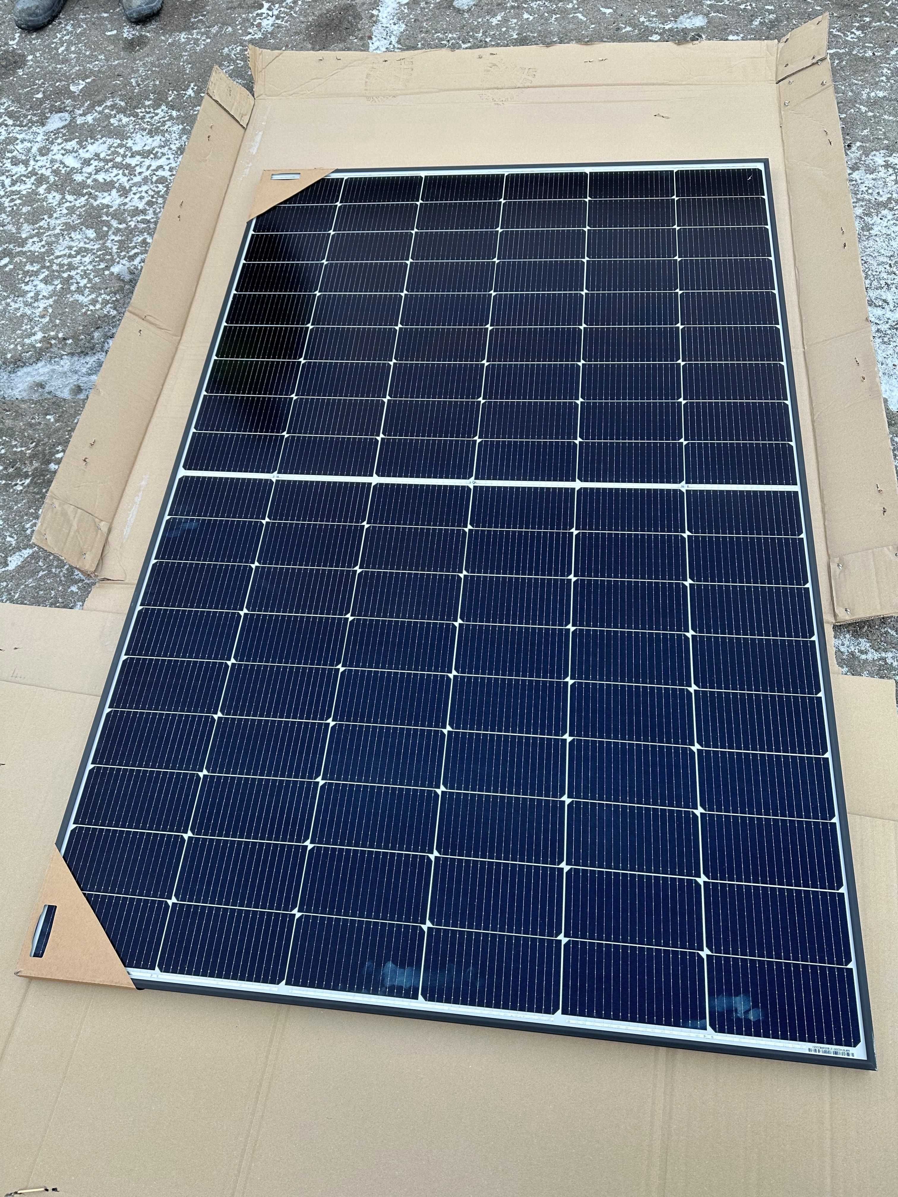 Panel Fotowoltaiczny Jinko Solar 420W