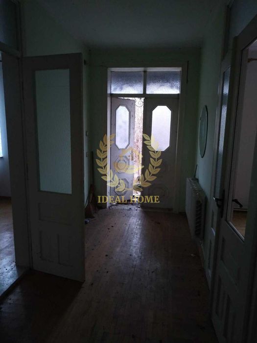 Продам житловий будинок з земельною ділянко Пінчуки,