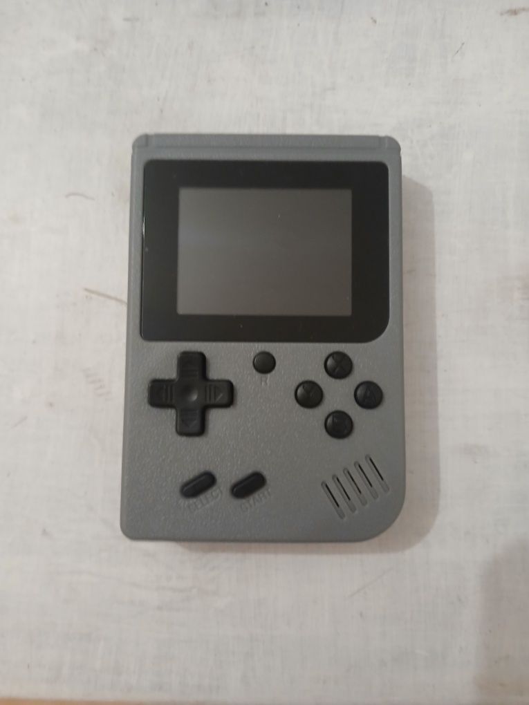 Mini przenośna  konsola retro