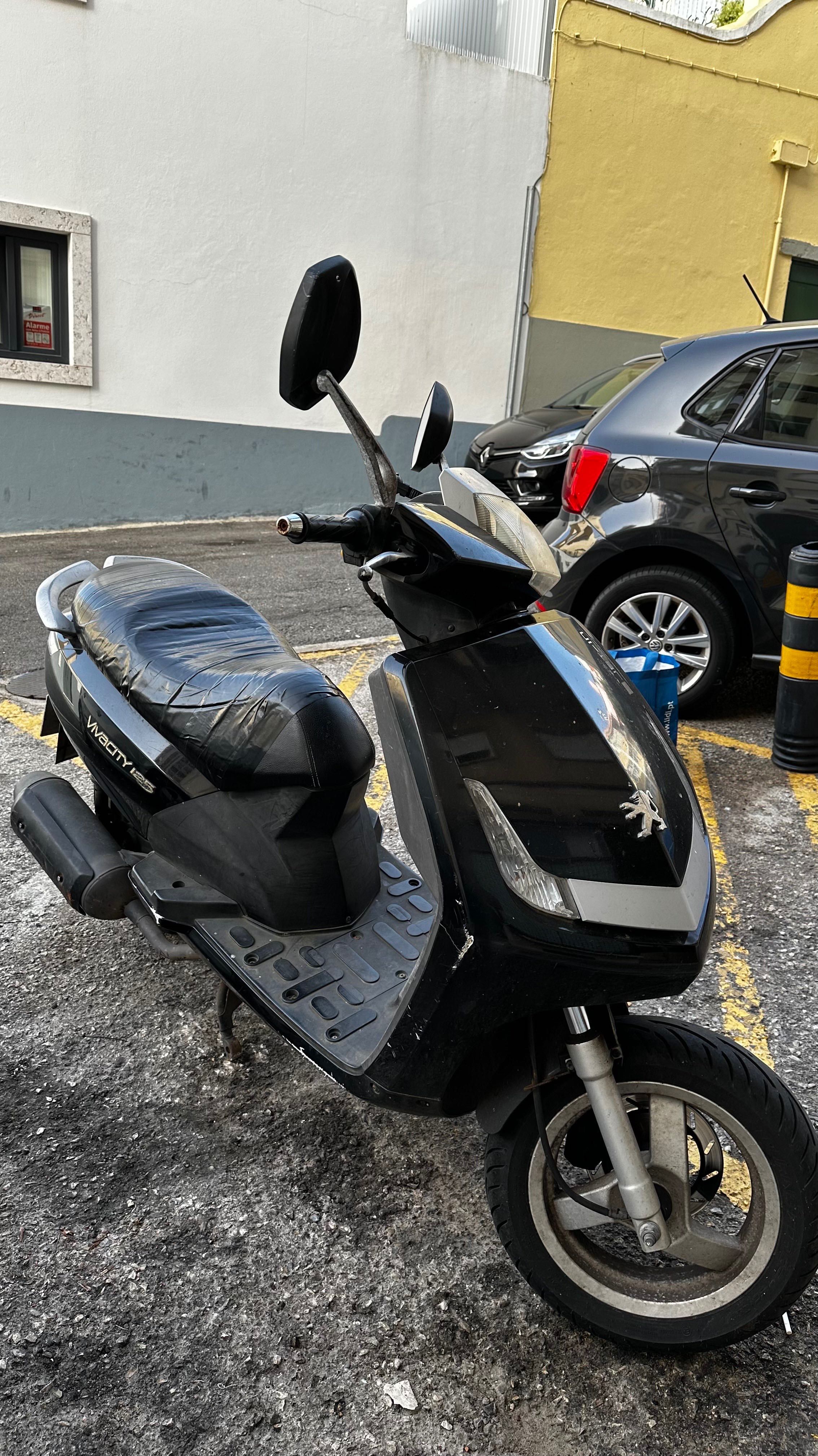 Scooter Peugeot Vivacity 125